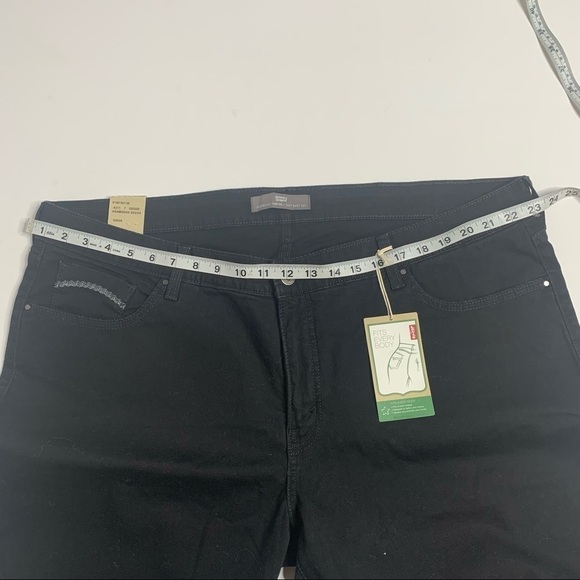 NWT Levi’s 512 Perfectly Shaping Bootcut Black Womens Jeans - Picture 11 of 14